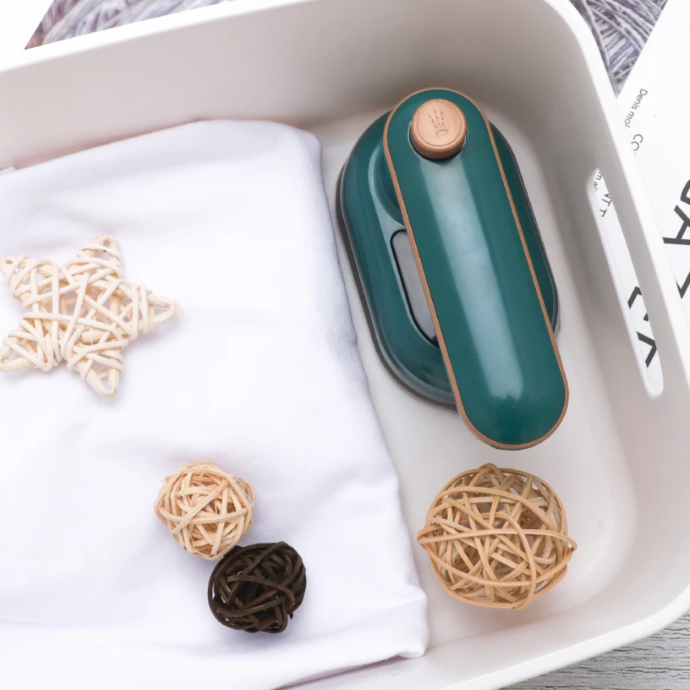 High-Pressure Portable Steam Cleaner for Tiles, Carpets and Upholstery 1