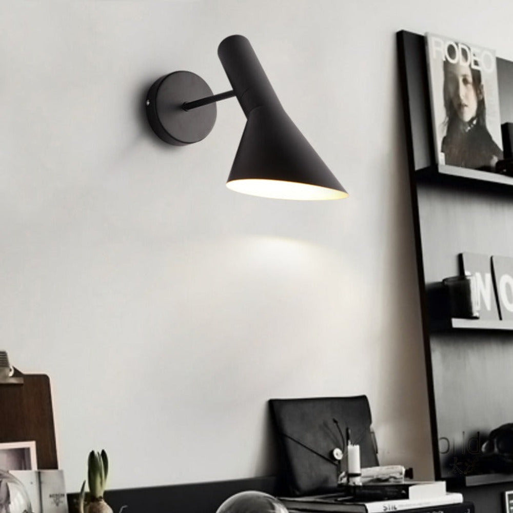 Adjustable Black LED Wall Light – Modern Wall Lamp for Living and Dining Rooms, Energy Efficient Design 1