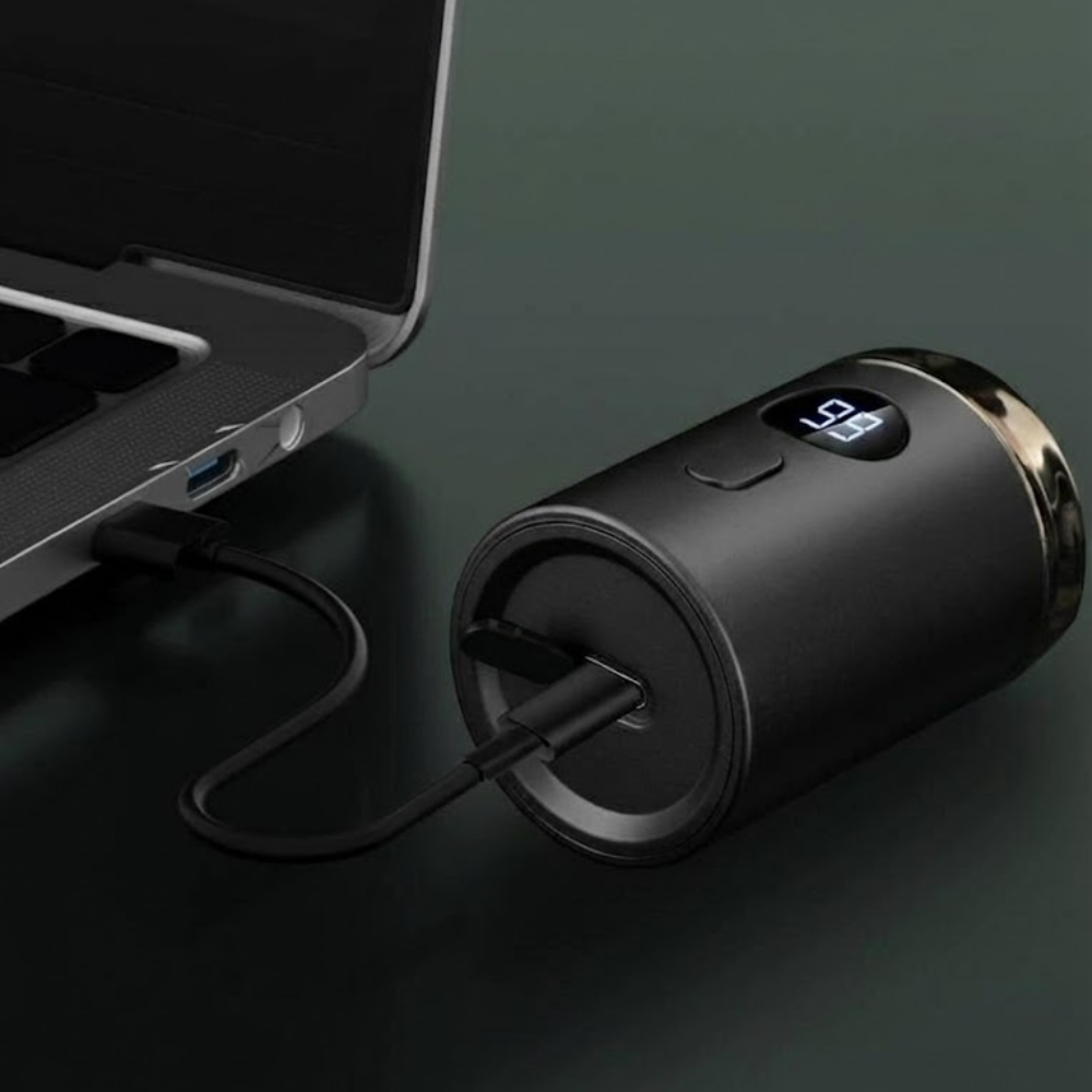 Compact Electric Shaver for Men – Portable Electric Razor with USB Charging and Skin-Friendly Blades 2