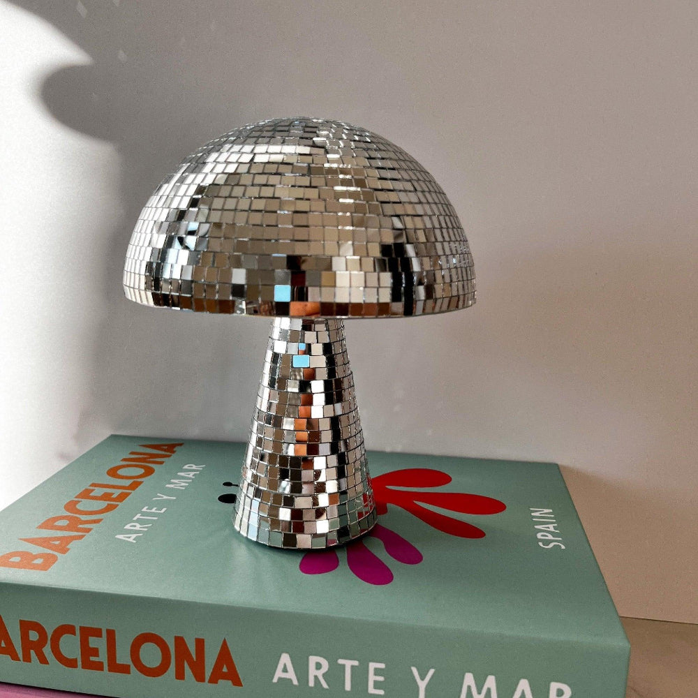 Disco Ball Mushroom Lamp with Reflective Tiles – Retro Style Decorative Lighting for Living Room and Bedroom 1