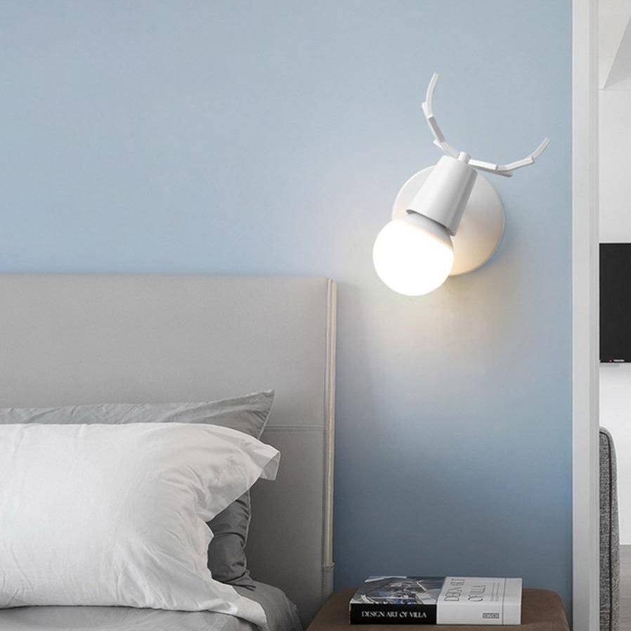 Handcrafted Wooden Wall Light with Deer Design – Rustic Wall Lamp for Living Room and Bedroom Decor 2