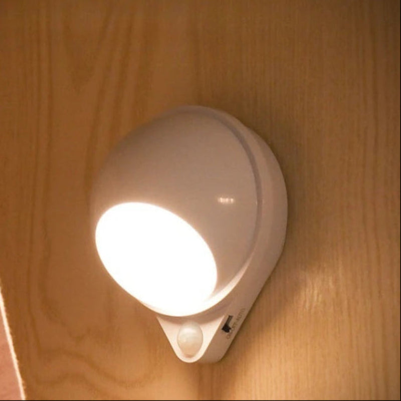 Intelligent LED Night Light with Motion Sensor and 360° Rotation – USB Rechargeable Indoor Motion Sensor Light 1