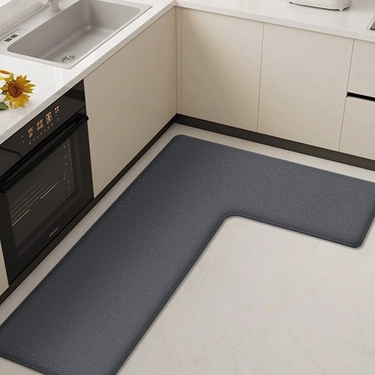 L-Shaped Kitchen Mat, Non-Slip Flannel Floor Mat, Washable Oil-Absorbing Kitchen Rug for Comfort and Safety 1