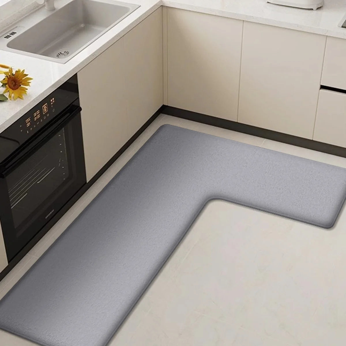 L-Shaped Kitchen Mat, Non-Slip Flannel Floor Mat, Washable Oil-Absorbing Kitchen Rug for Comfort and Safety 3