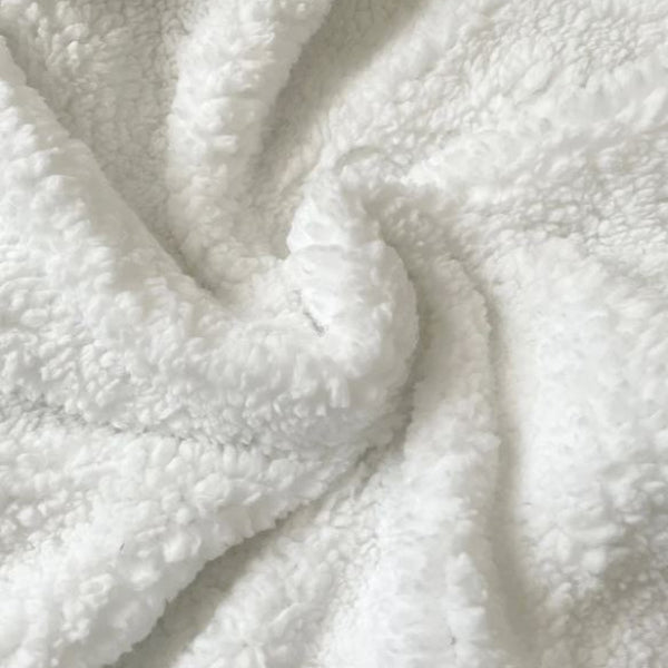 Leaf-Shaped Fleece Blanket with Double Layer Sherpa – Soft and Cozy, Available in Multiple Sizes 7