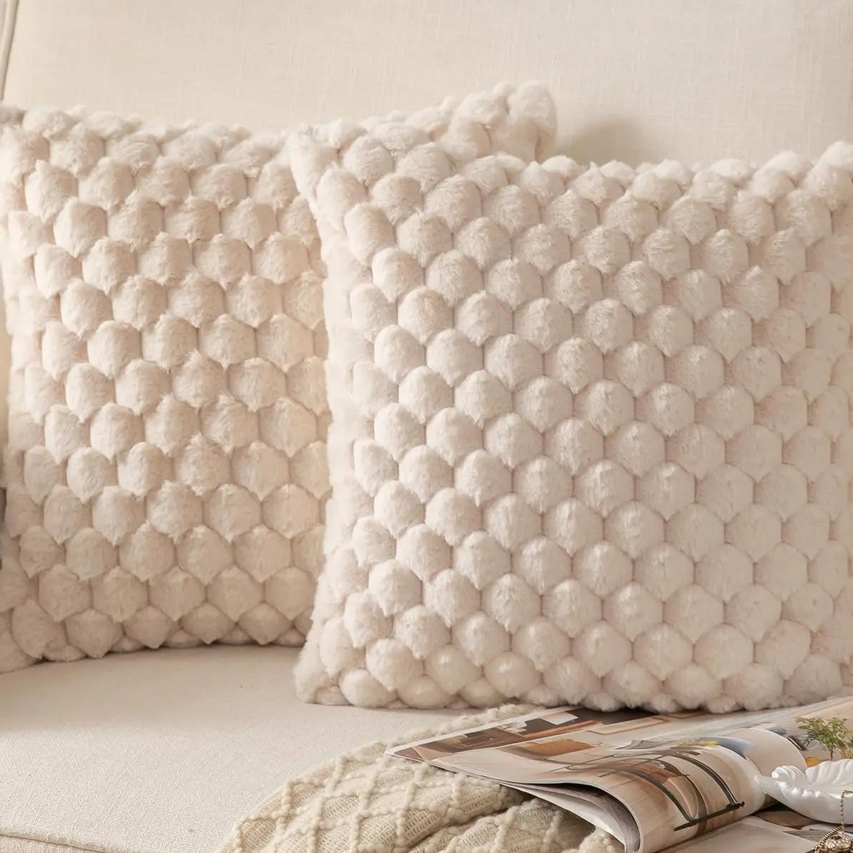 Lush Textured Throw Pillow 45x45 cm – Ultra-Soft Decorative Couch Pillow for Elegant Interiors 7