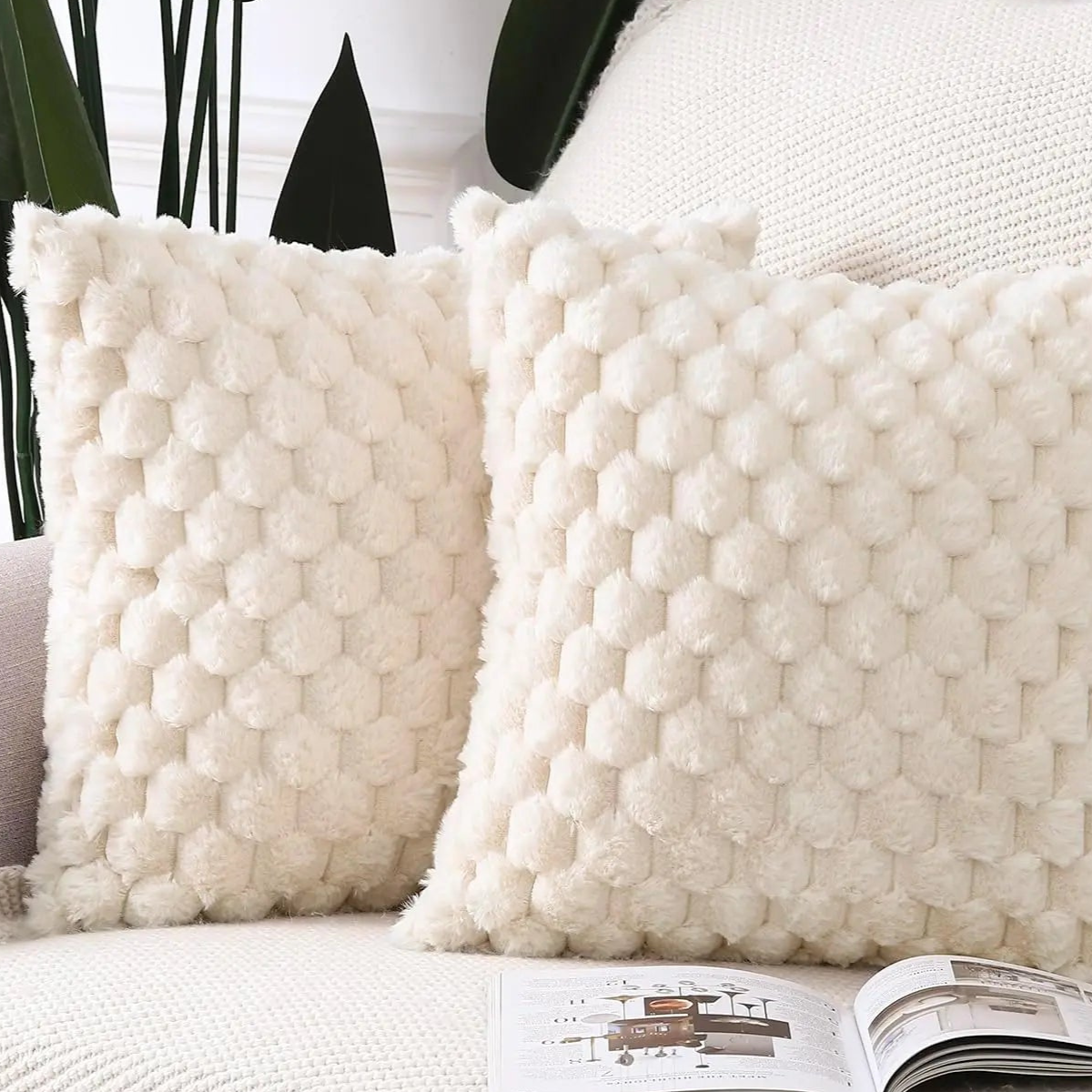 Lush Textured Throw Pillow 45x45 cm – Ultra-Soft Decorative Couch Pillow for Elegant Interiors 8
