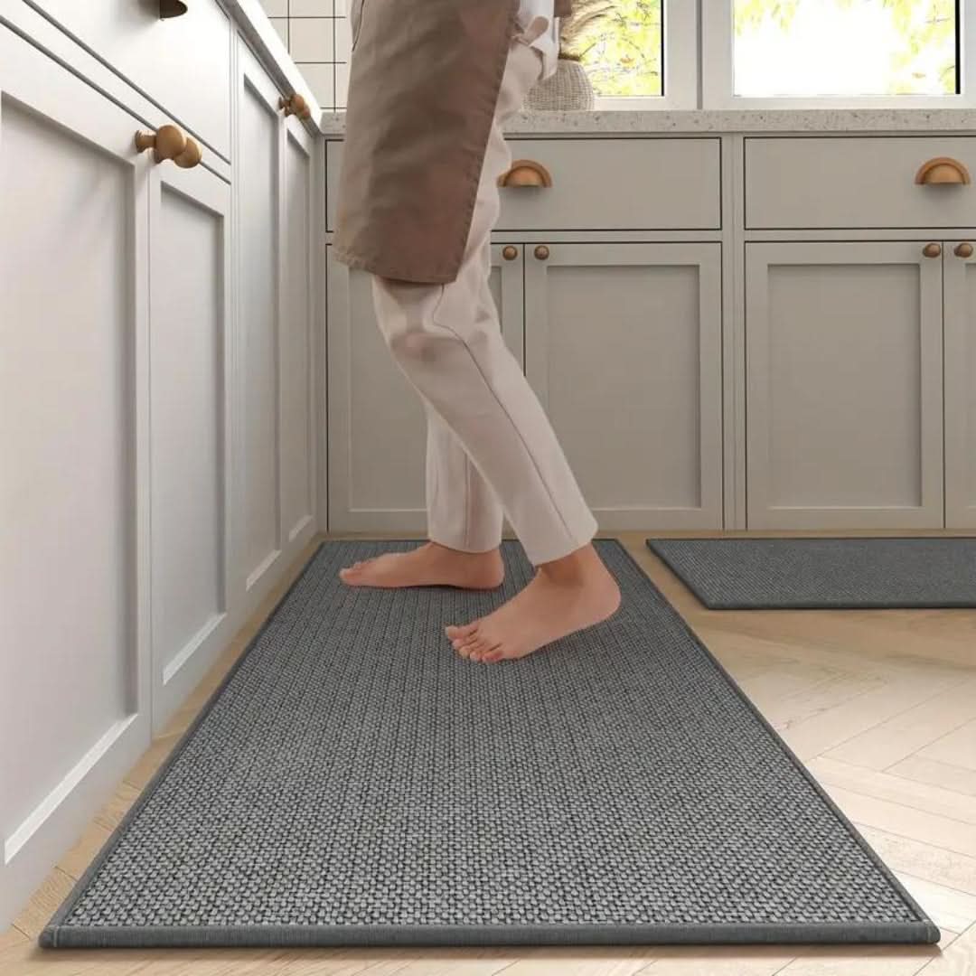 Non-Slip Anti-Fatigue Kitchen Mat – Comfortable Padded Floor Mat for Safety and Joint Relief, 45 x 70 cm, Easy to Clean 2