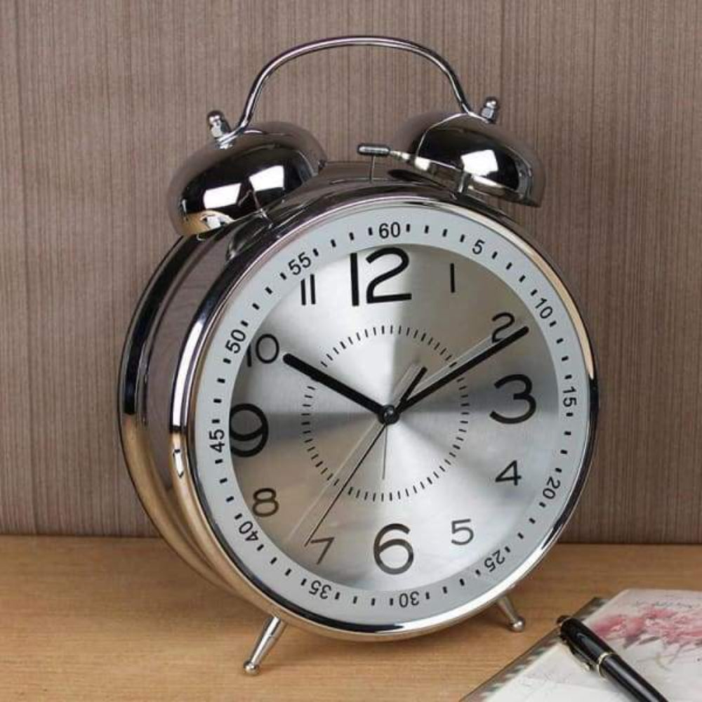Oversized Vintage Double Bell Alarm Clock with Loud Chime – Retro Metal Design, Easy to Read Dial, Ideal for Bedroom and Office 0