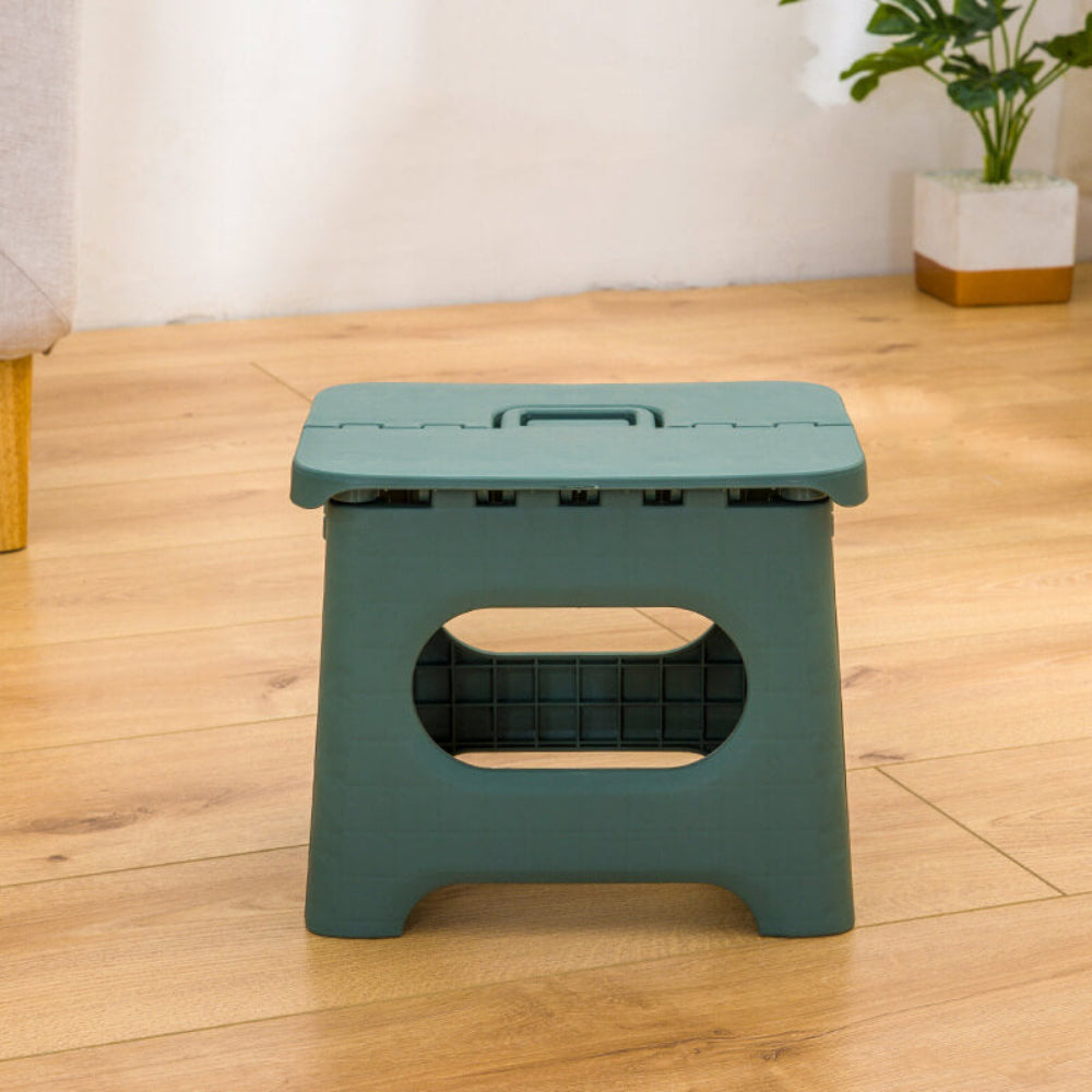 Portable Folding Step Stool with Handle – Lightweight and Compact Design for Kitchen, Bathroom, and Outdoor Use 4