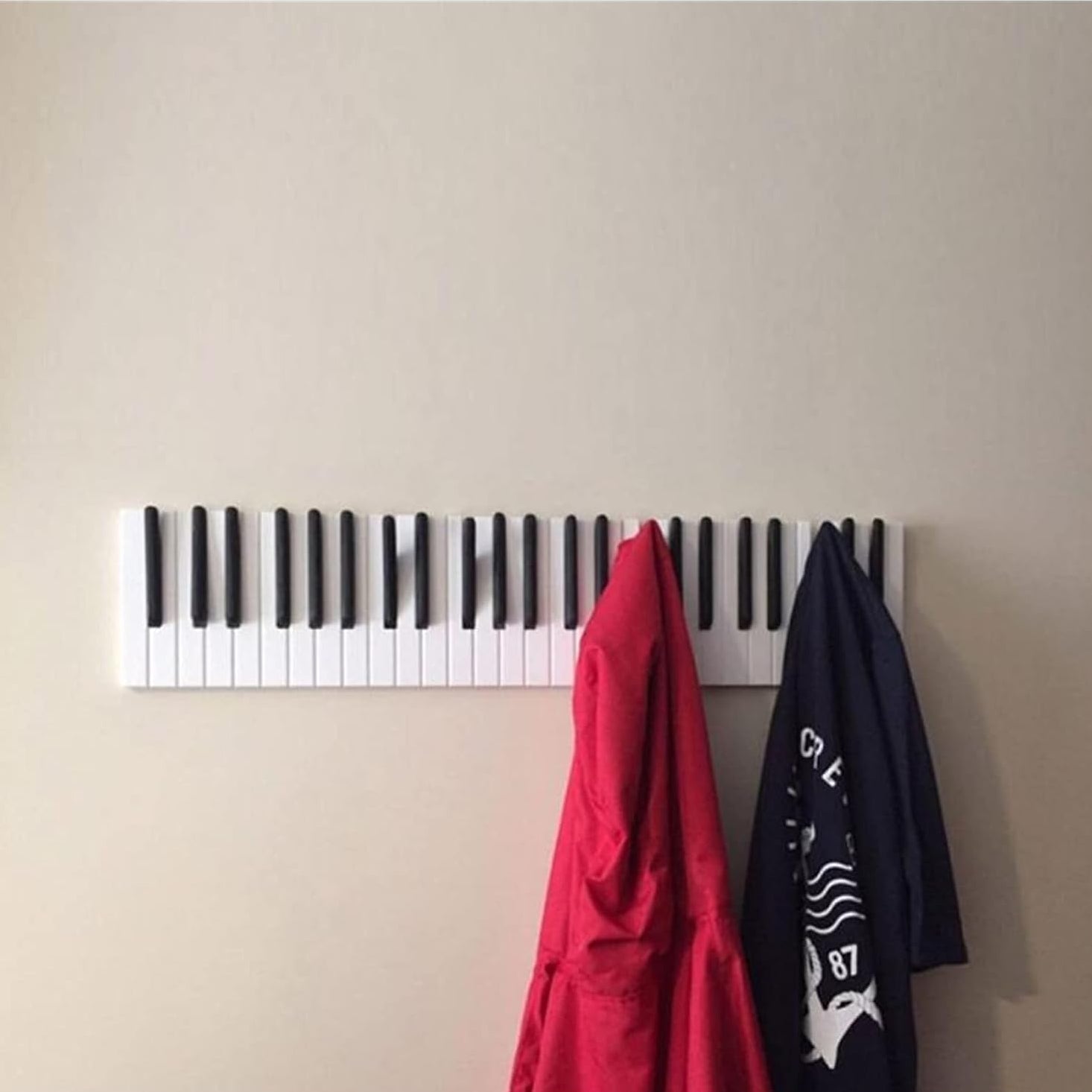 Stylish Wooden Coat Hook - Space-Saving Wall Hook for Organized Entryway, Ideal for Hallways and Living Rooms 3