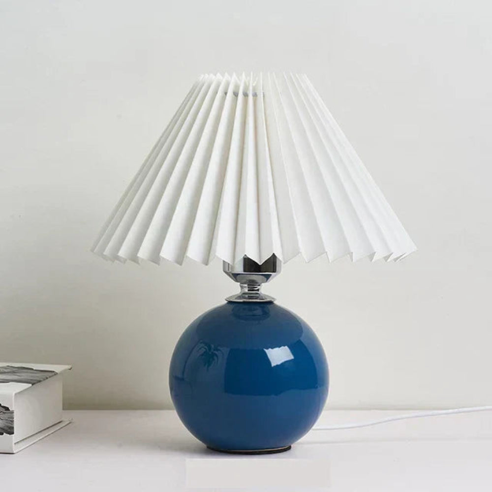 Vintage Table Lamp with Pleated Shade – Elegant Bedroom or Bedside Table Lamp for Warm Ambiance 3