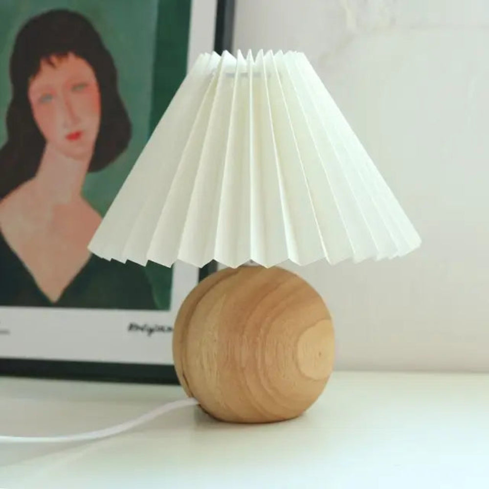 Vintage Table Lamp with Pleated Shade – Elegant Bedroom or Bedside Table Lamp for Warm Ambiance 4