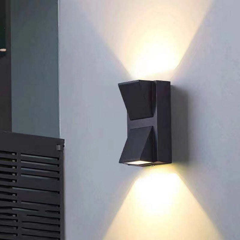 Waterproof Aluminum LED Outdoor Wall Lamp – Modern Exterior Wall Light for Garden and Patio, IP65 Rated, Energy Efficient 1