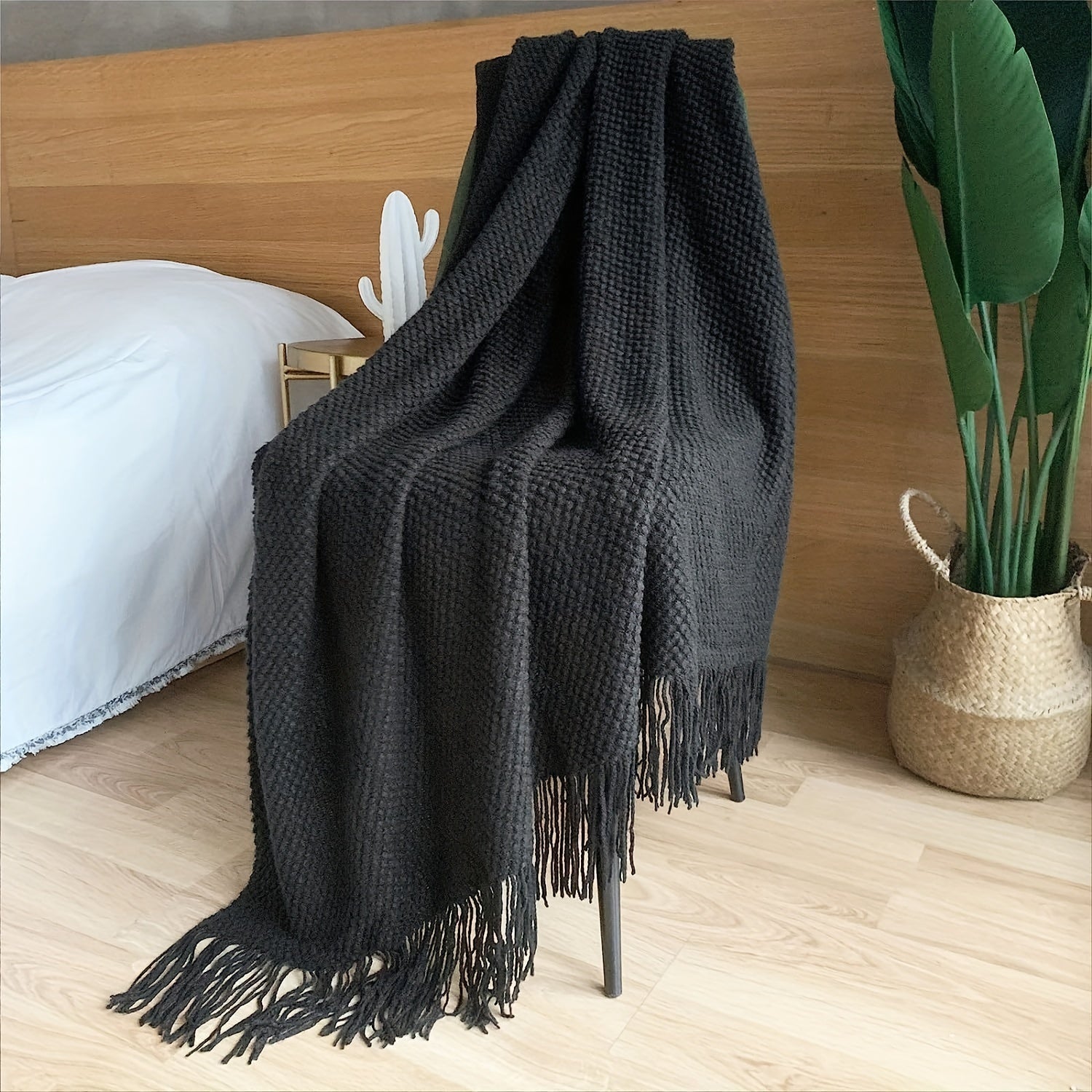 Knitted Throw Blanket with Tassels – Lightweight Bubble Texture Blanket for Sofa, Bed & Home Décor