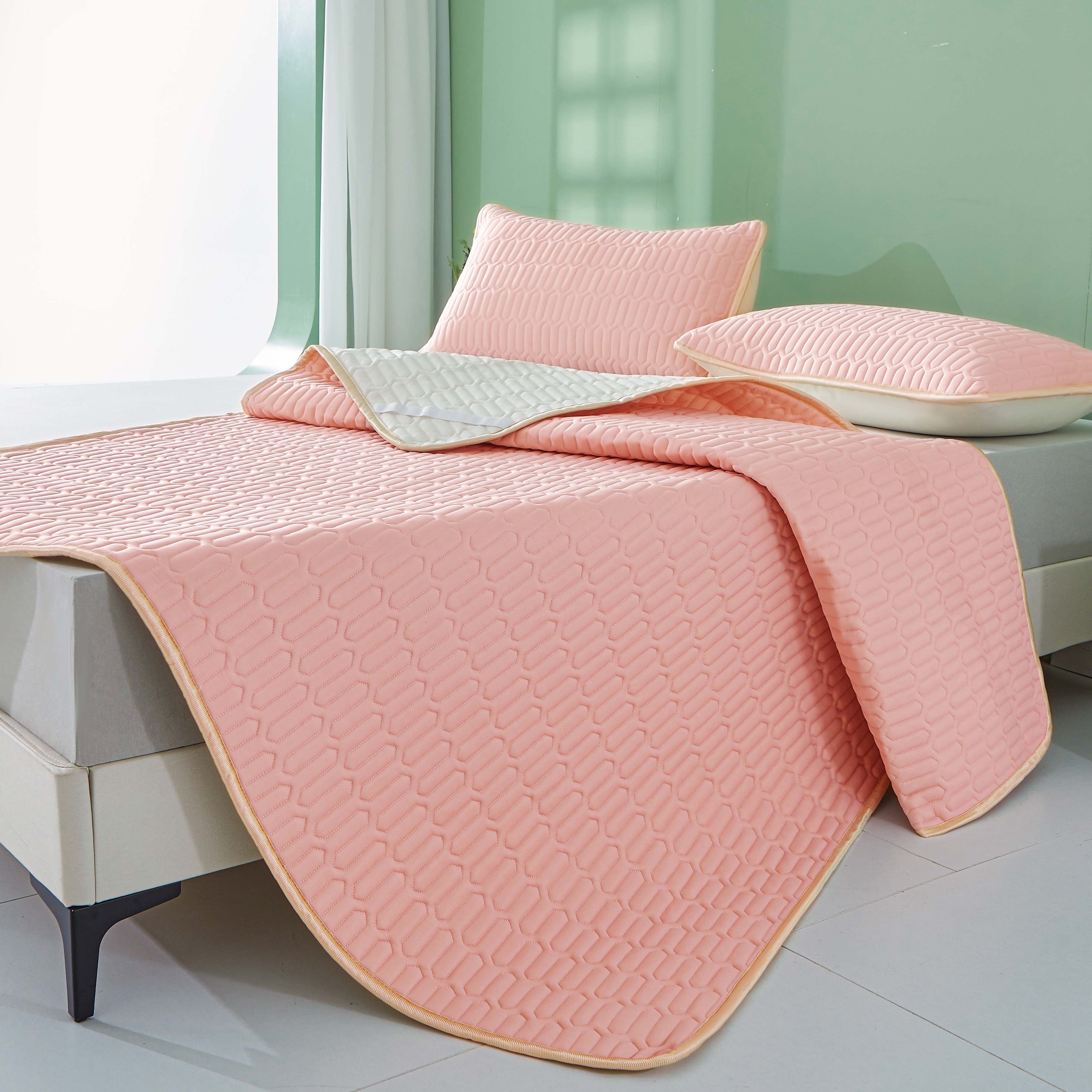 Cooling Latex Mat Set – Breathable & Foldable Comfort for Bedroom or Dorm