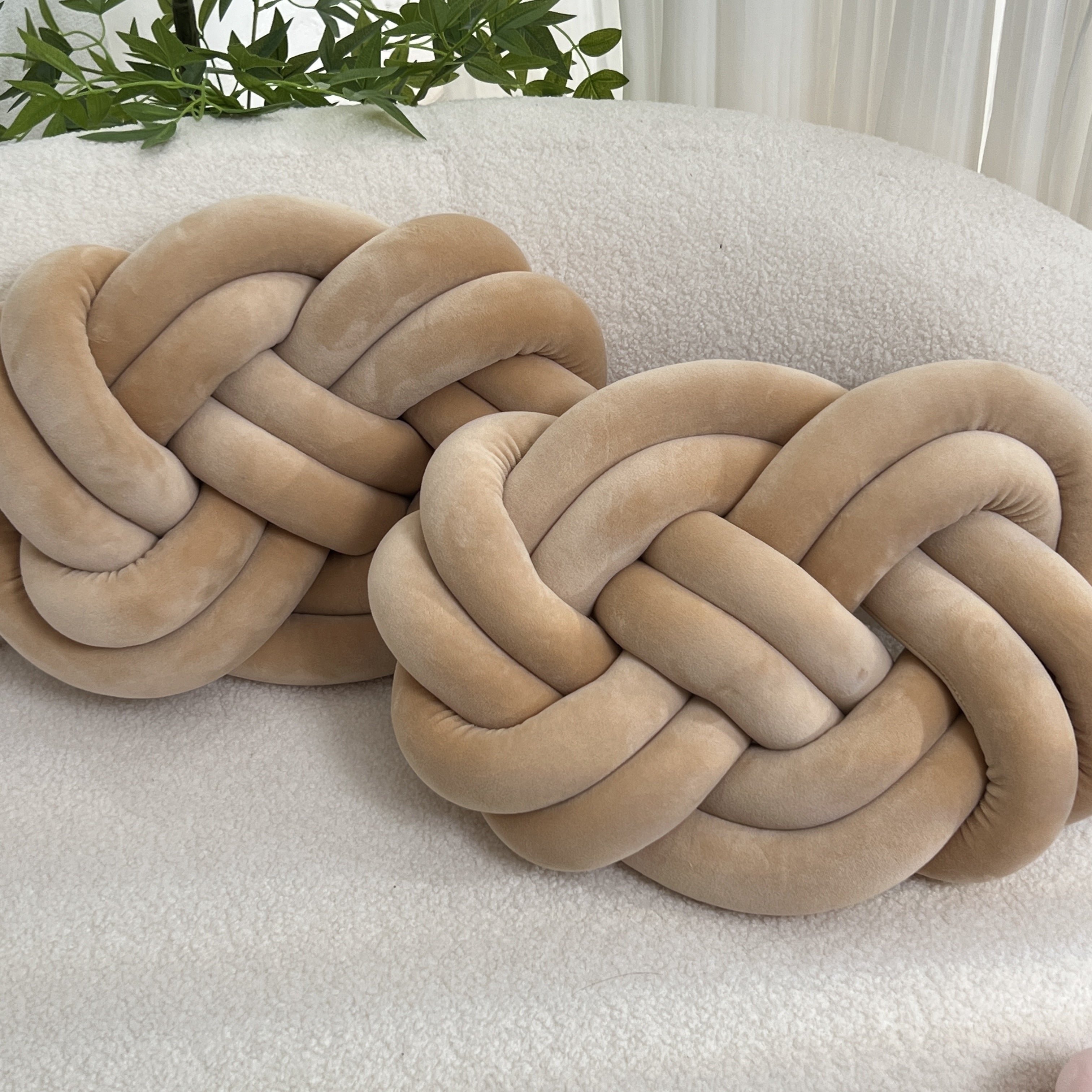 Soft Plush Round Button Cushions – Set of 2 Decorative Pillows for Sofa, Bed & Living Room