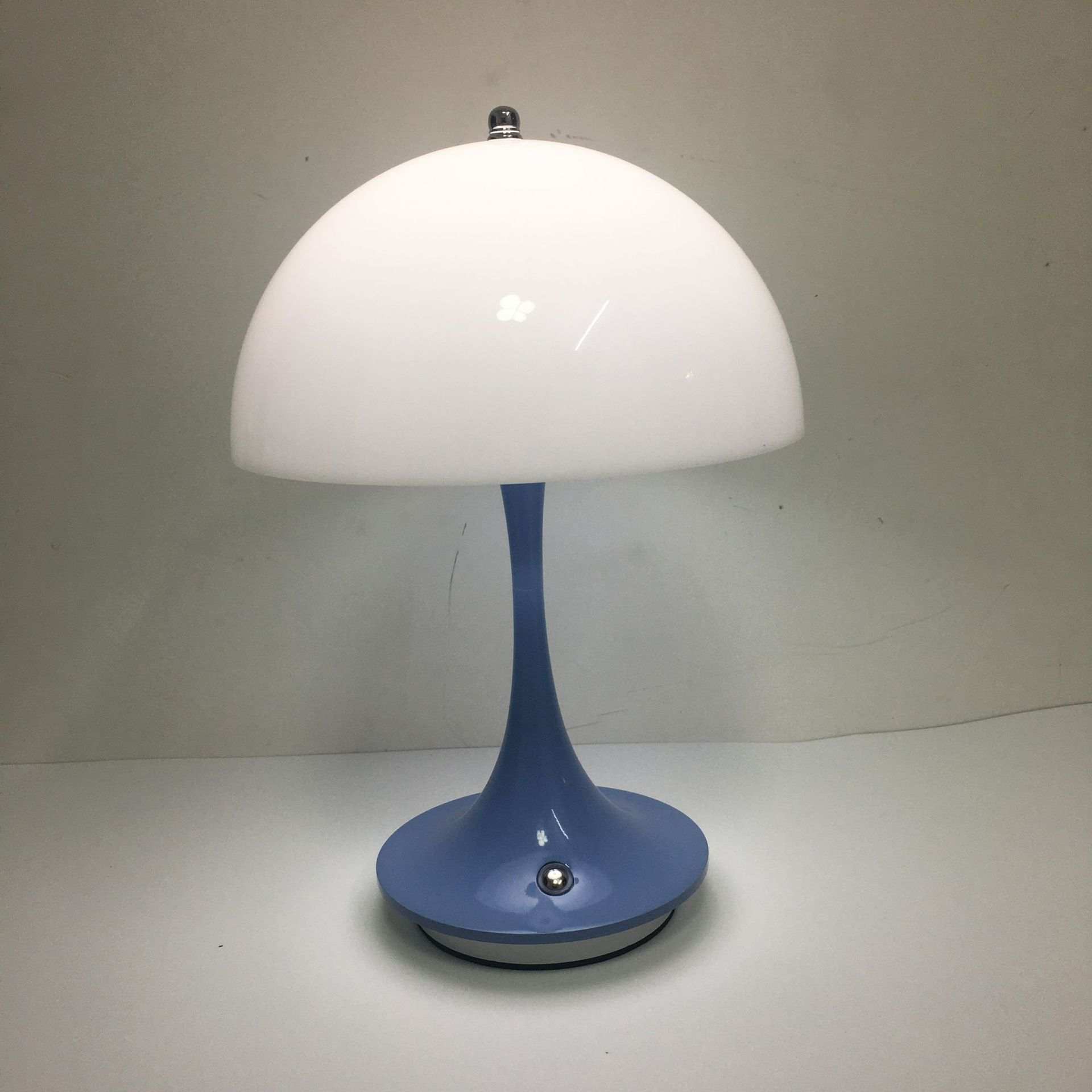 Cordless Touch Control LED Bedside Lamp – Premium Aluminum Design with Dimming, USB Rechargeable, Wireless Convenience 9