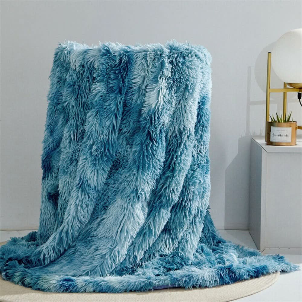 Cozy Faux Fur Throw Blanket – Silky Soft Fleece, Elegant Drape, Standard Size for Ultimate Comfort and Warmth 5