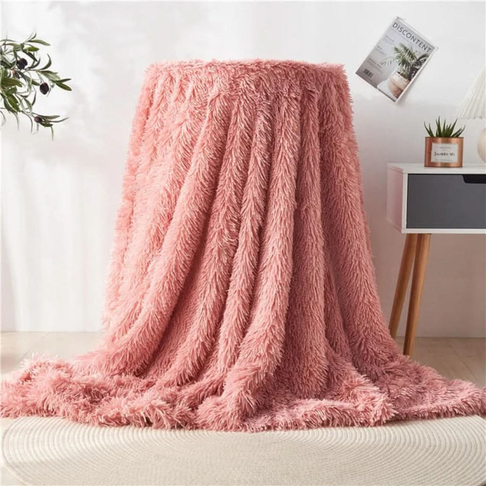 Cozy Faux Fur Throw Blanket – Silky Soft Fleece, Elegant Drape, Standard Size for Ultimate Comfort and Warmth 8