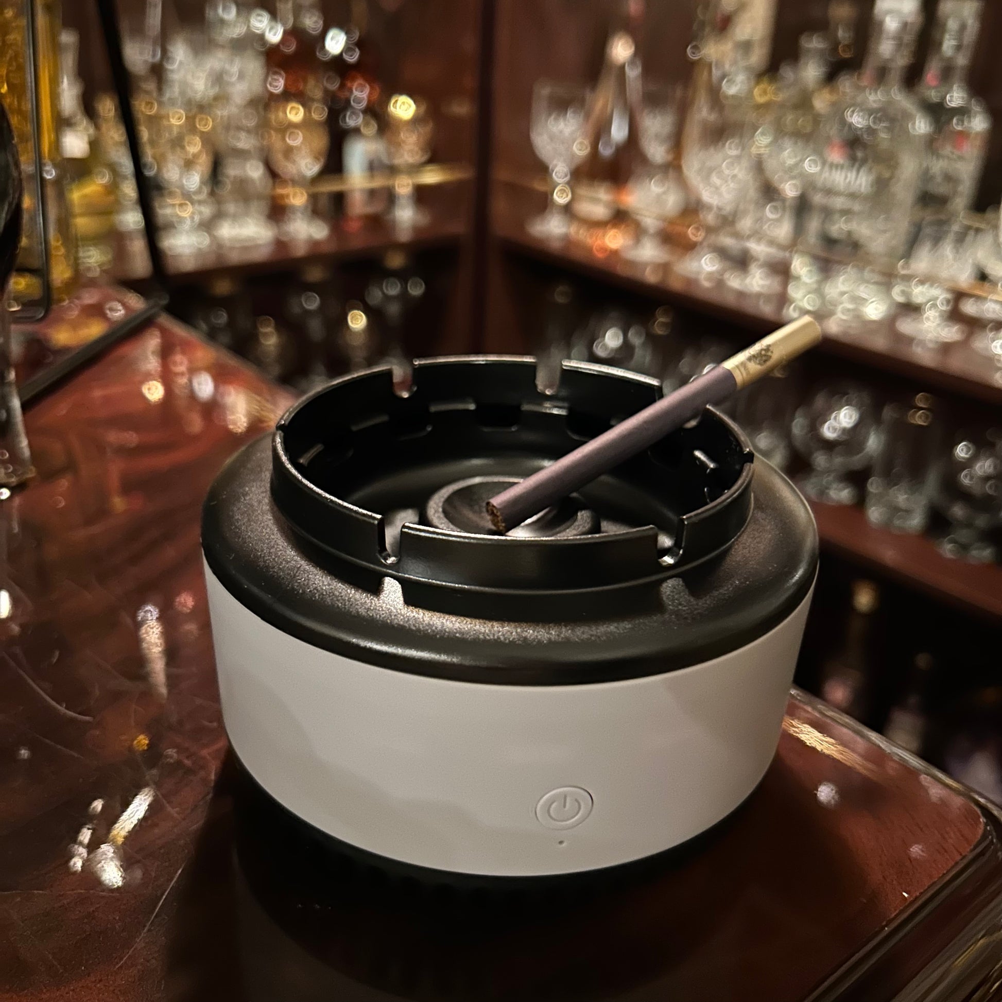 Electric Smoke Filter Ashtray with 360° Air Purification and Odor Neutralization – Portable with Aromatherapy Compartment 8