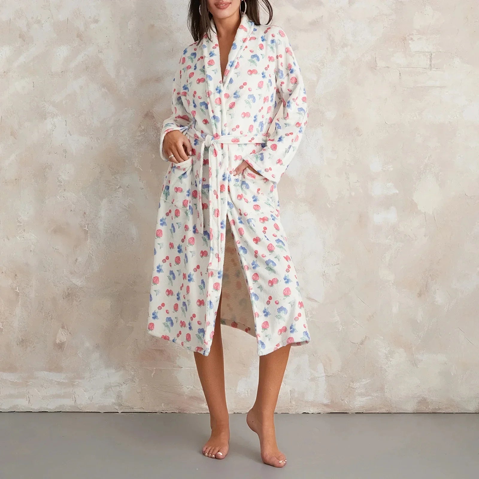Floral Print Women's Dressing Gown – Soft Flannel Bathrobe with Shawl Collar and Adjustable Belt for Cozy Comfort 4