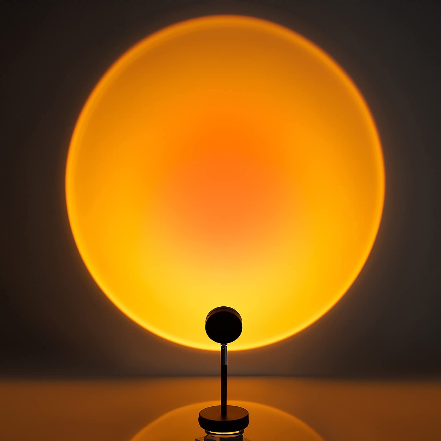 Golden Hour LED Table Lamp with 180° Rotation and Dimming Function – Premium Aluminum Design for Bedside or Living Room 1
