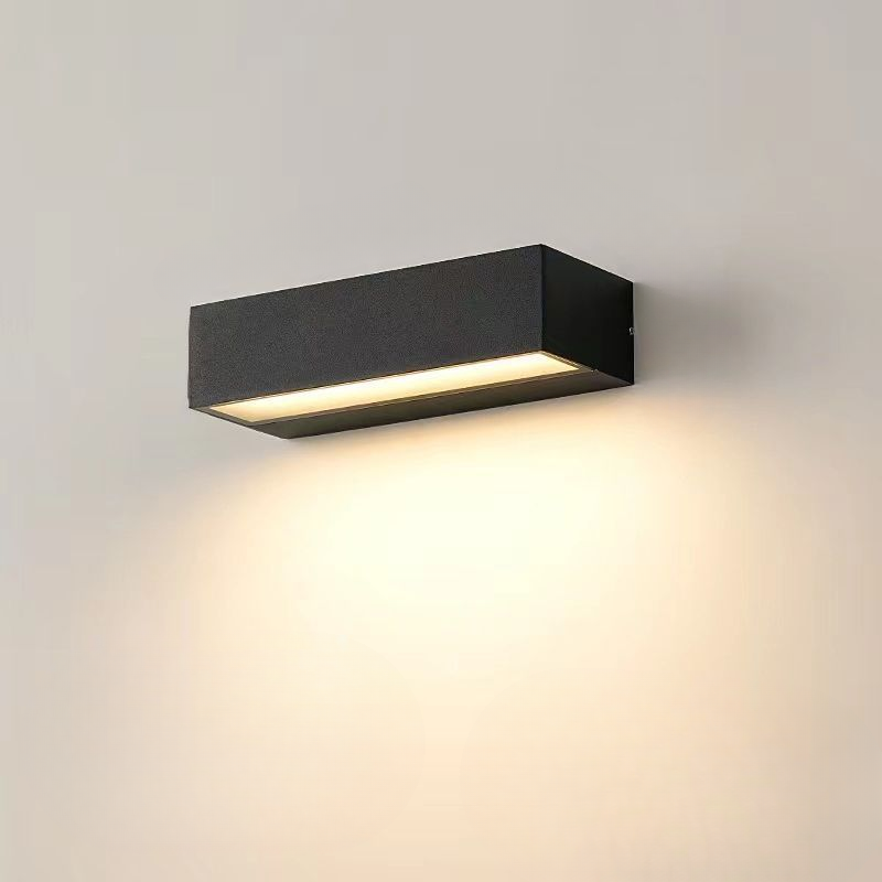 Modern Metal Narrow LED Wall Light Sconce – Slim Design for Bathroom and Home Wall Lighting 1