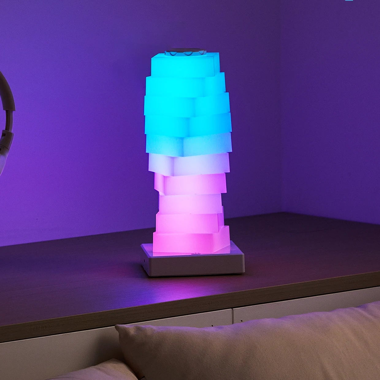 RGB Touch Control Table Lamp – Dimmable Cordless Battery Operated Bedside Lamp with 16 Colors for Bedroom Ambiance 5