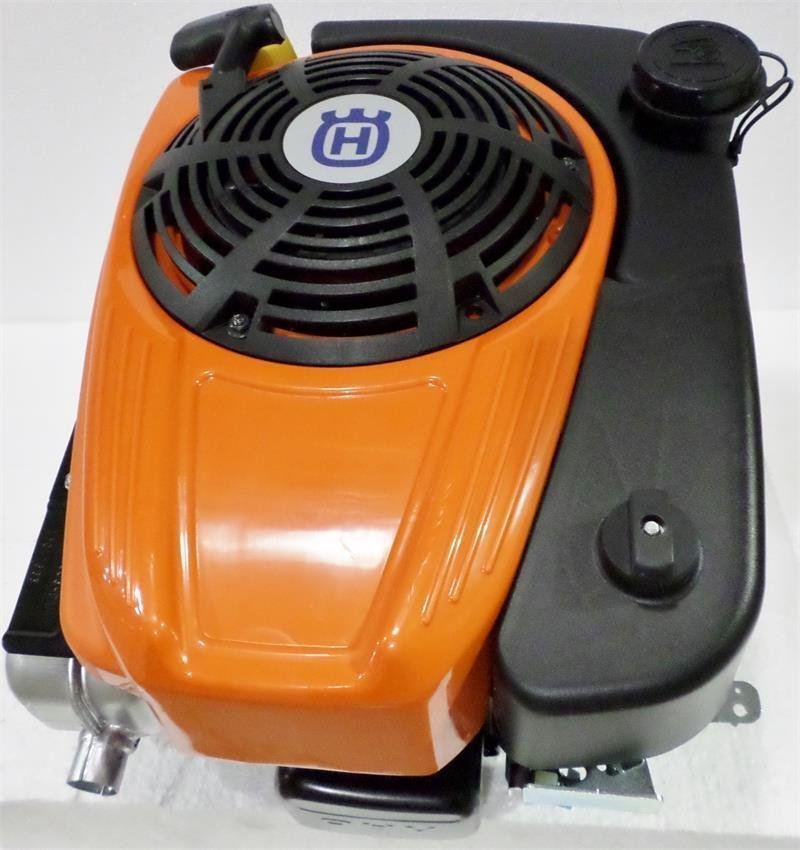 Briggs and Stratton Vertical Engine 7.75TP 7/8″ x 2-7/16″ HF #111P02-0003